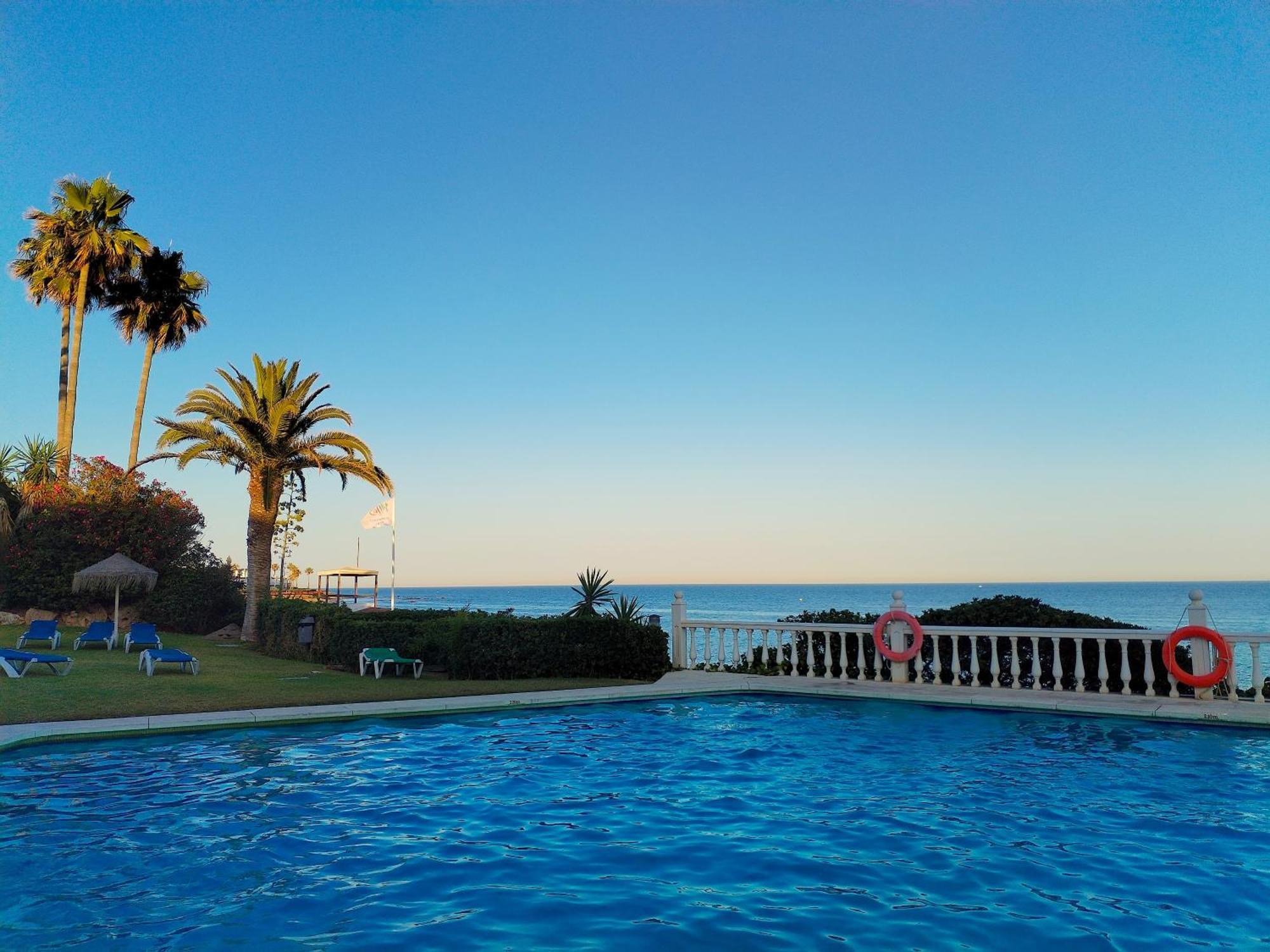 Casa Mar Apartamento Front Beach Con Wifi, Piscina, Padel Y Tenis - Lubina Del Sol Sitio de Calahonda Екстериор снимка