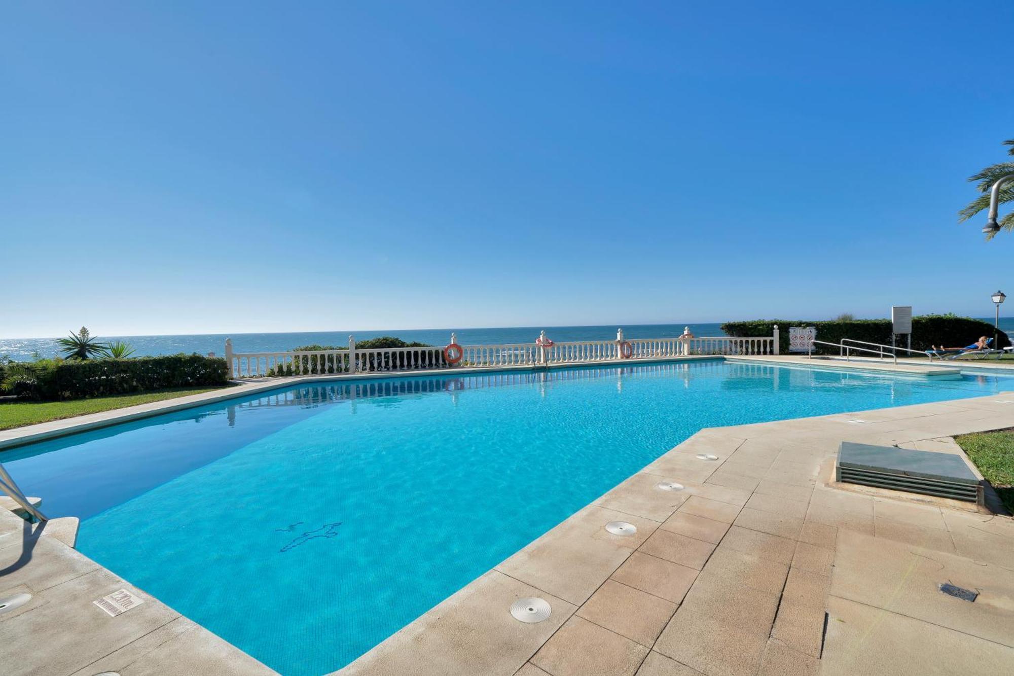 Casa Mar Apartamento Front Beach Con Wifi, Piscina, Padel Y Tenis - Lubina Del Sol Sitio de Calahonda Екстериор снимка